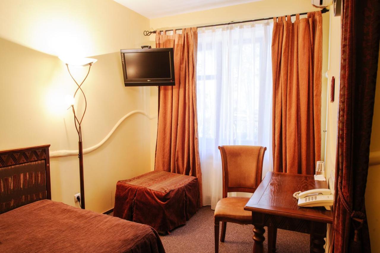 Трипільське Сонце Otel Podgortsy  Dış mekan fotoğraf