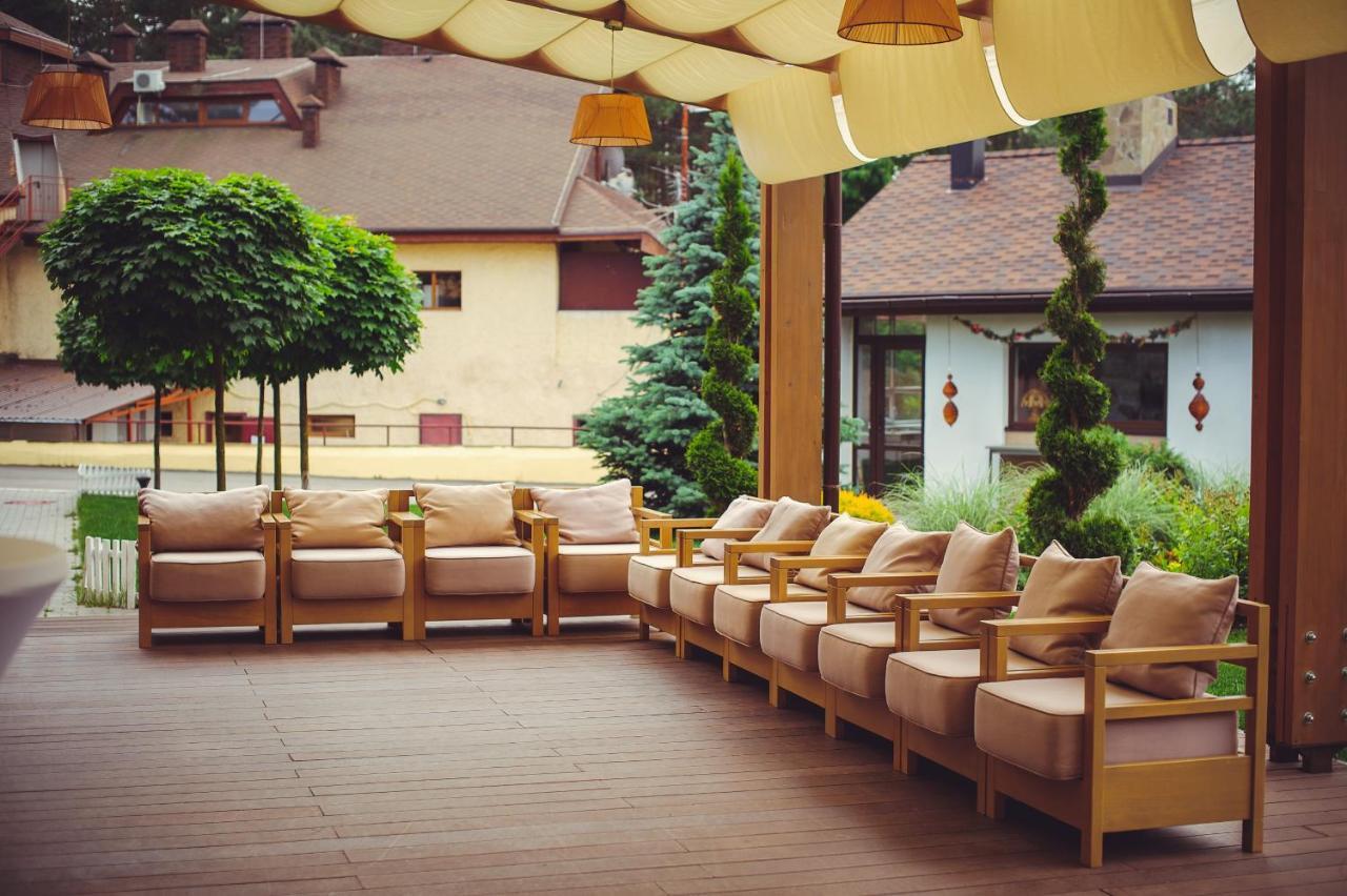 Трипільське Сонце Otel Podgortsy  Dış mekan fotoğraf
